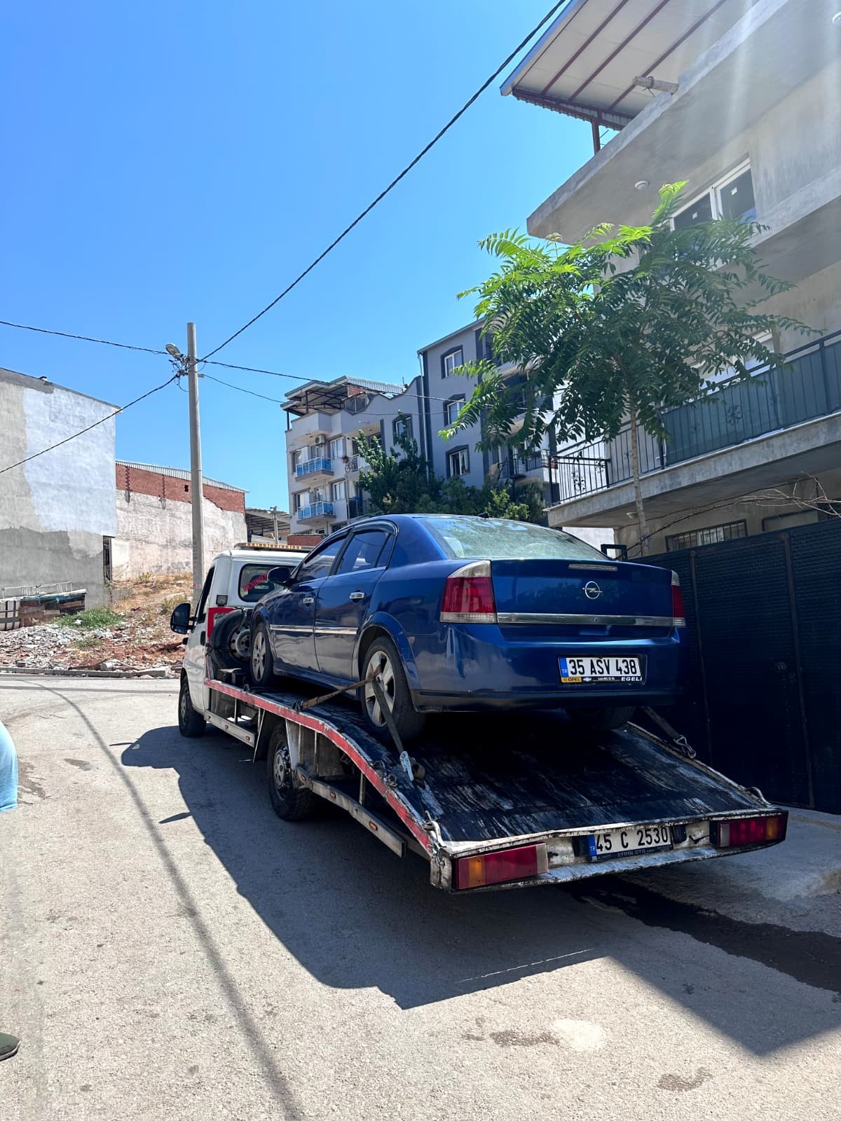 Menemen Oto Çekici Gökhan Galeri 7